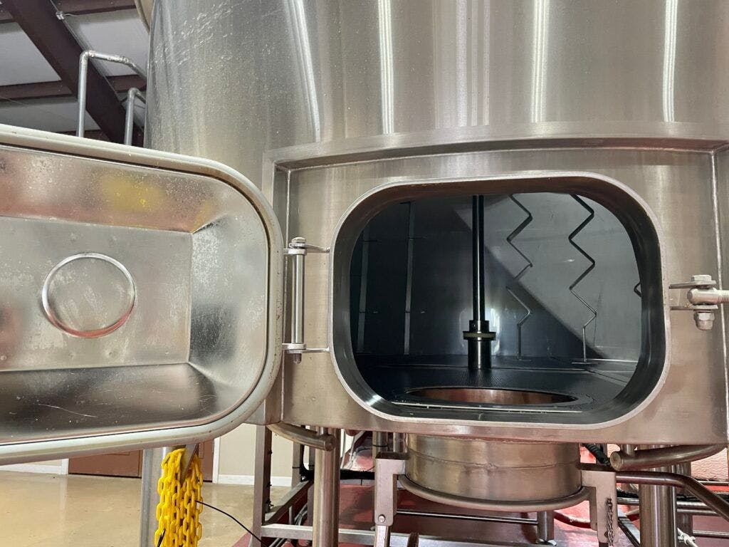 save-the-world-brewing-co-015