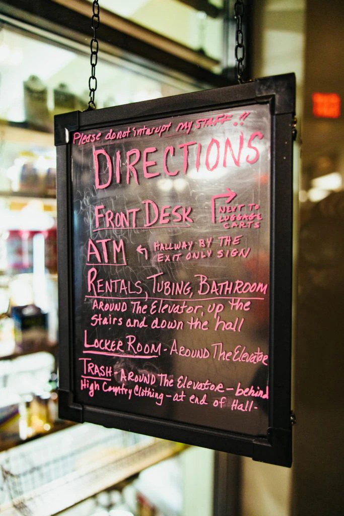 the-creek-company-store-in-silver-creek-015