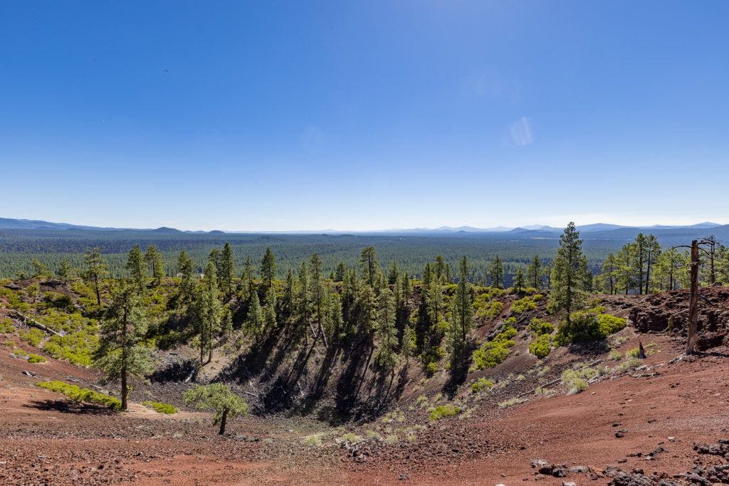 lava-butte-and-lands-visitor-center-049