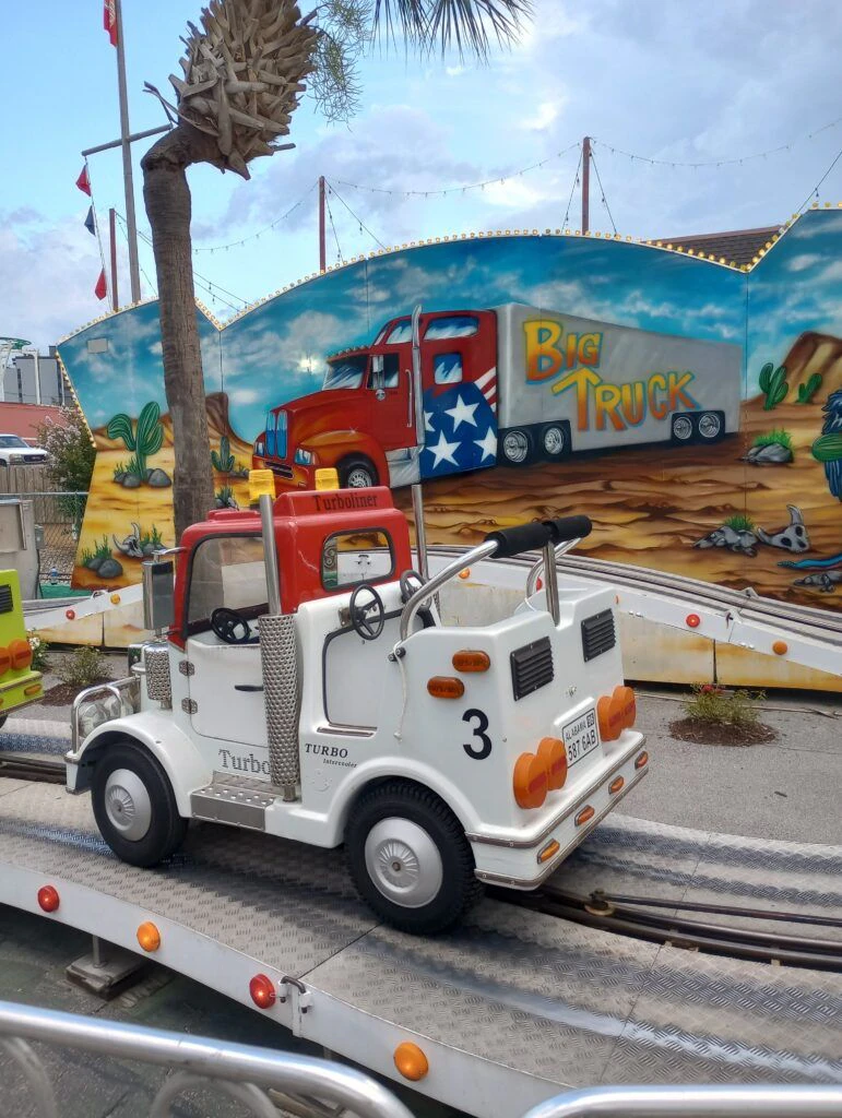 family-kingdom-amusement-park-002