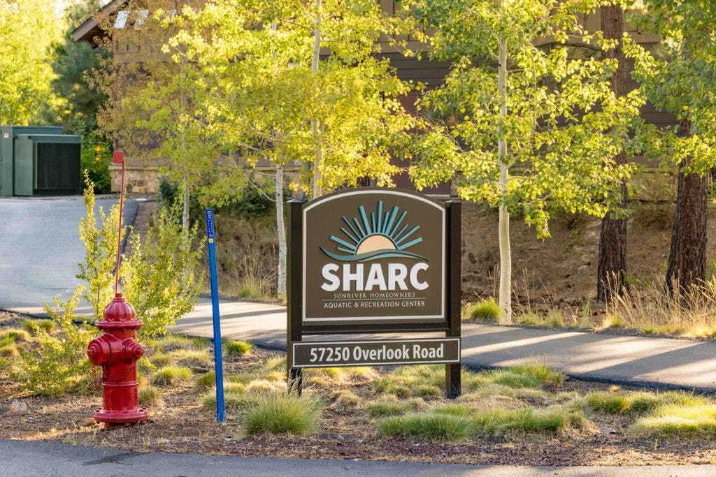 sharc-sunriver-homeowners-aquatic-and-recreation-center-004