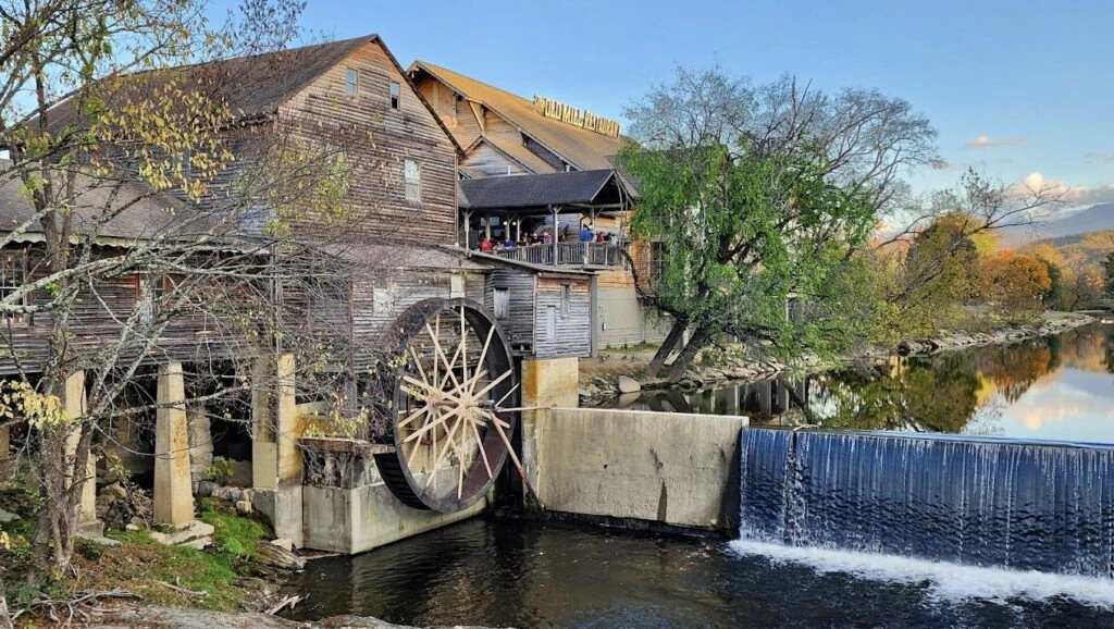 the-old-mill-restaurant-001
