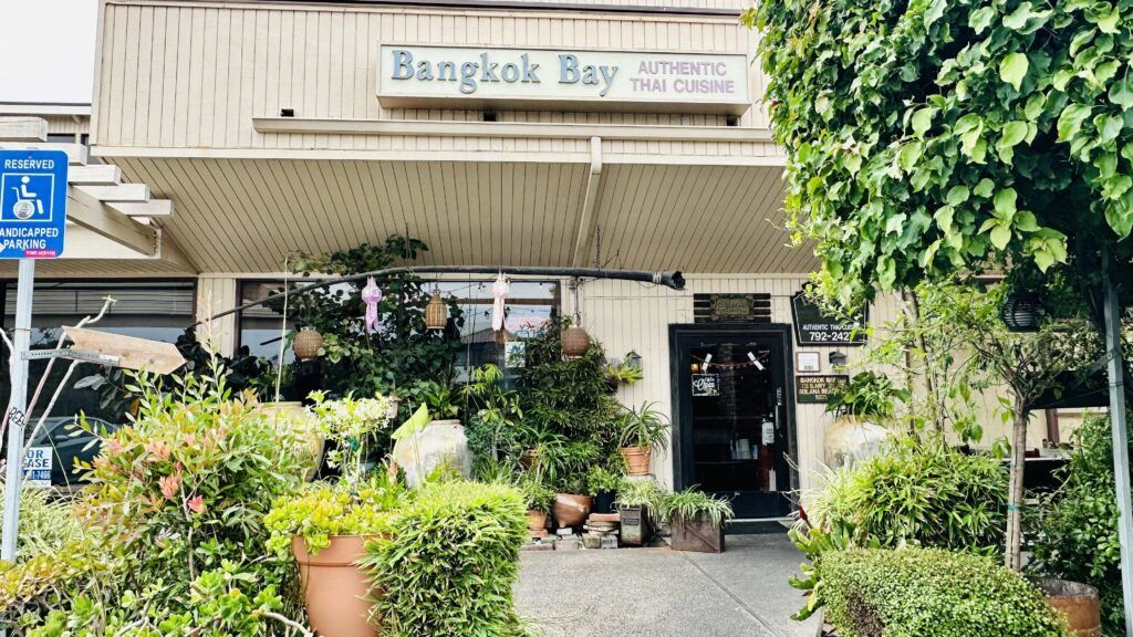 bangkok-bay-thai-restaurant-001