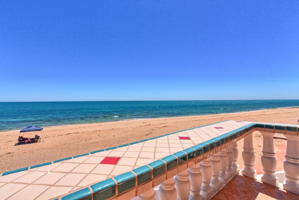 mirador-beach-and-area-002