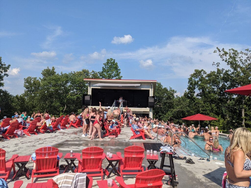 high-tide-pool-venue-003