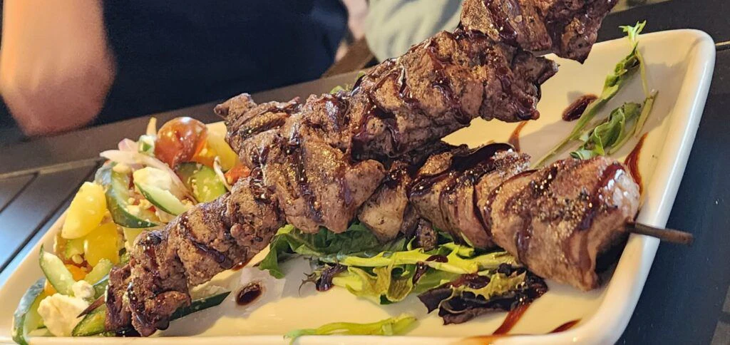 norwood-s-restaurant-and-treehouse-bar-003