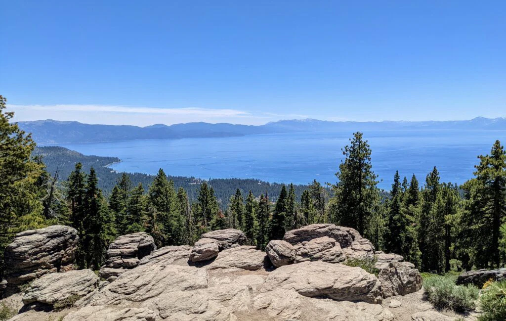 brockway-summit-tahoe-rim-trail-trailhead-004