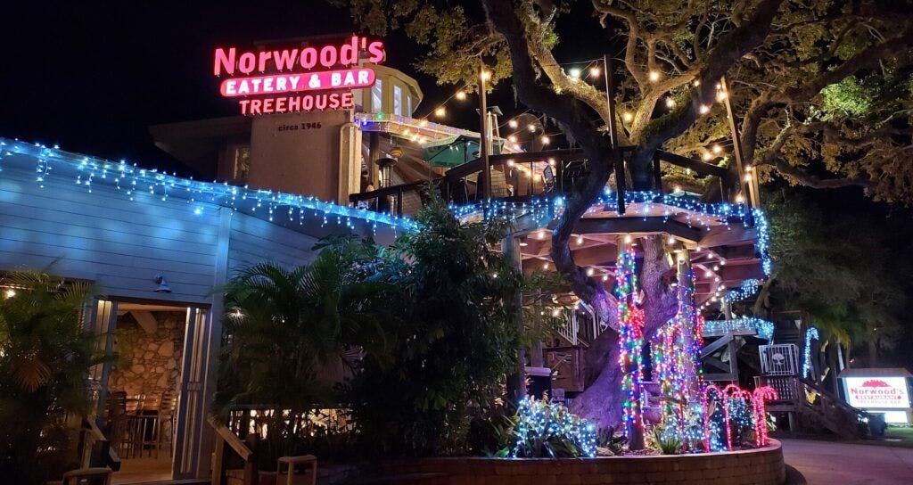 Norwood's Restaurant & Treehouse Bar