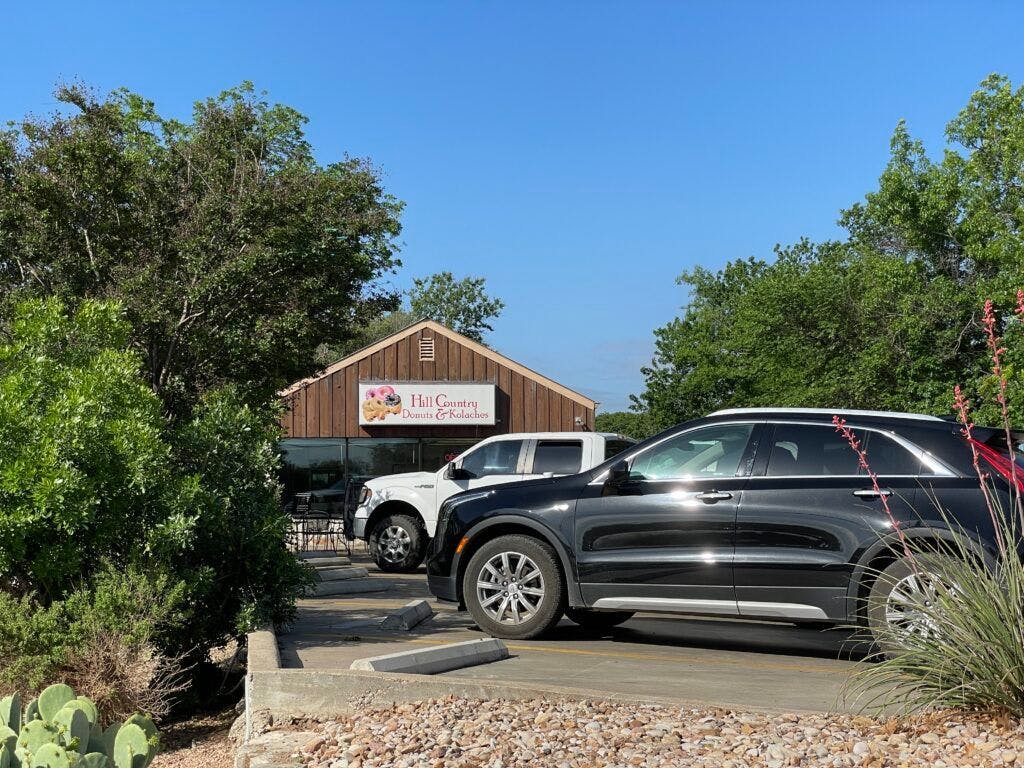 hill-country-donuts-and-kolaches-007