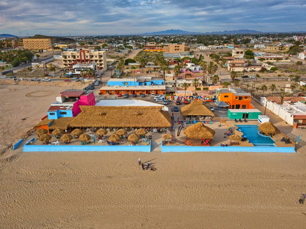 manny-s-beach-club-023