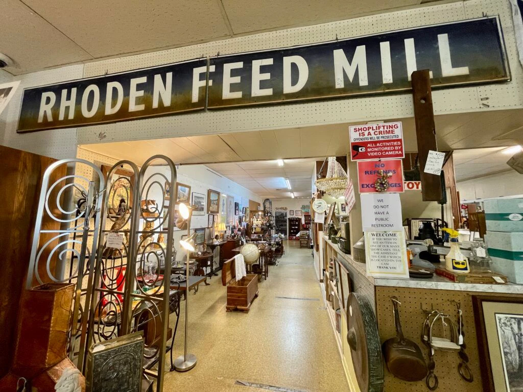 burnet-antique-mall-006