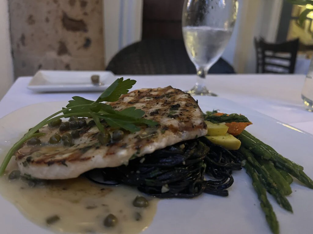 miro-s-restaurant-002