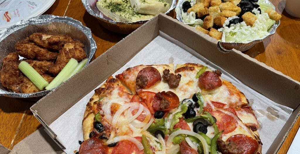 saucy-mama-s-pizzeria-002