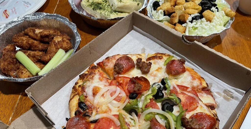 saucy-mama-s-pizzeria-002