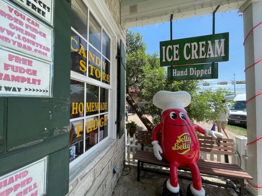 lone-star-candy-bar-004