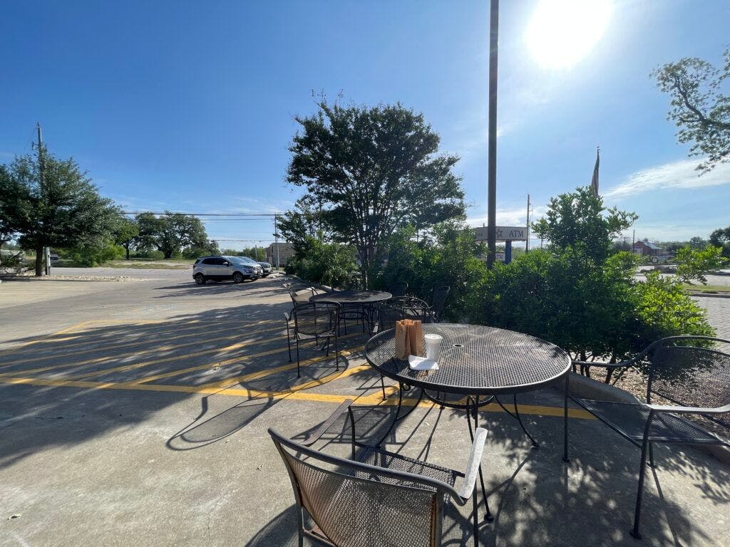 hill-country-donuts-and-kolaches-010