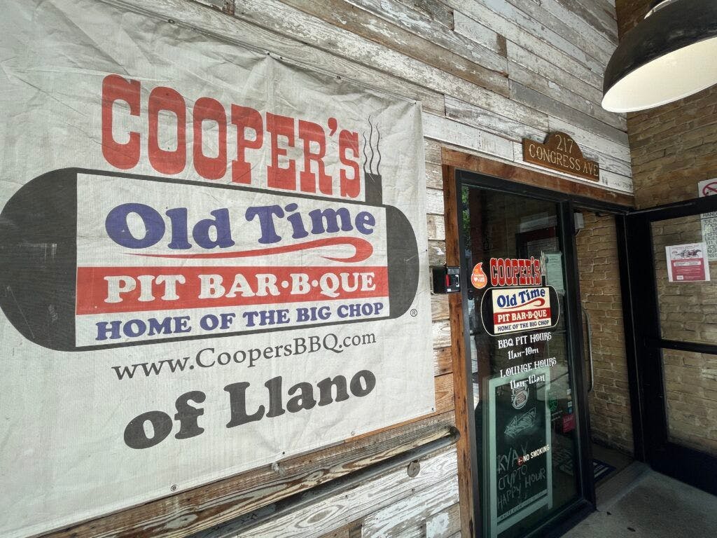 Cooper's Old Time Pit Bar-B-Que