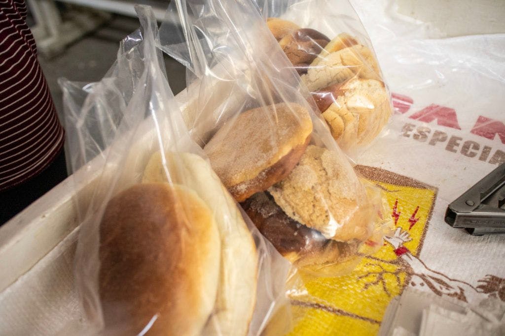 panaderia-la-tapatia-017