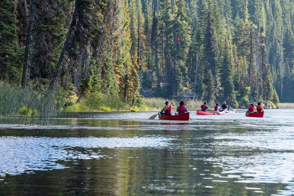 brews-and-views-canoe-tour-cascade-lakes-by-wanderlust-tours-016