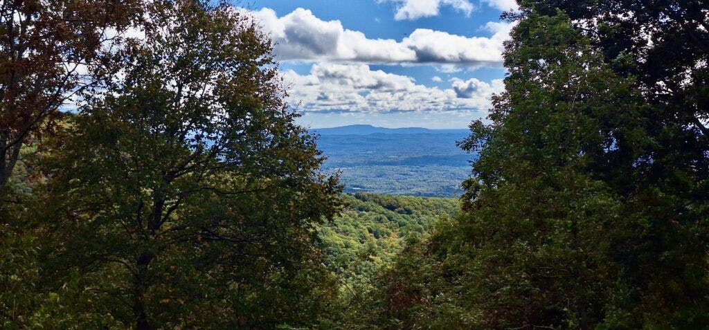 devil-s-den-nature-preserve-004