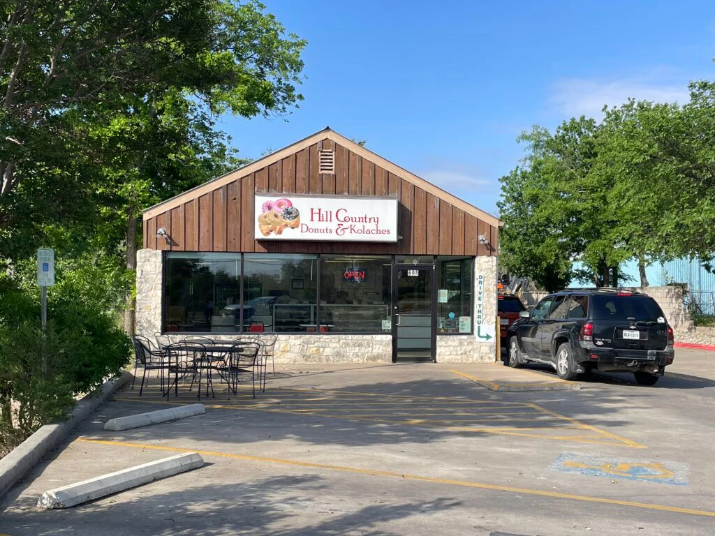hill-country-donuts-and-kolaches-001