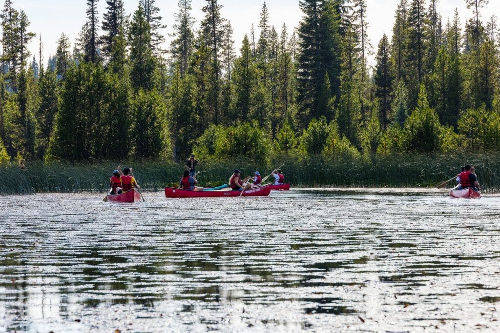 brews-and-views-canoe-tour-cascade-lakes-by-wanderlust-tours-014