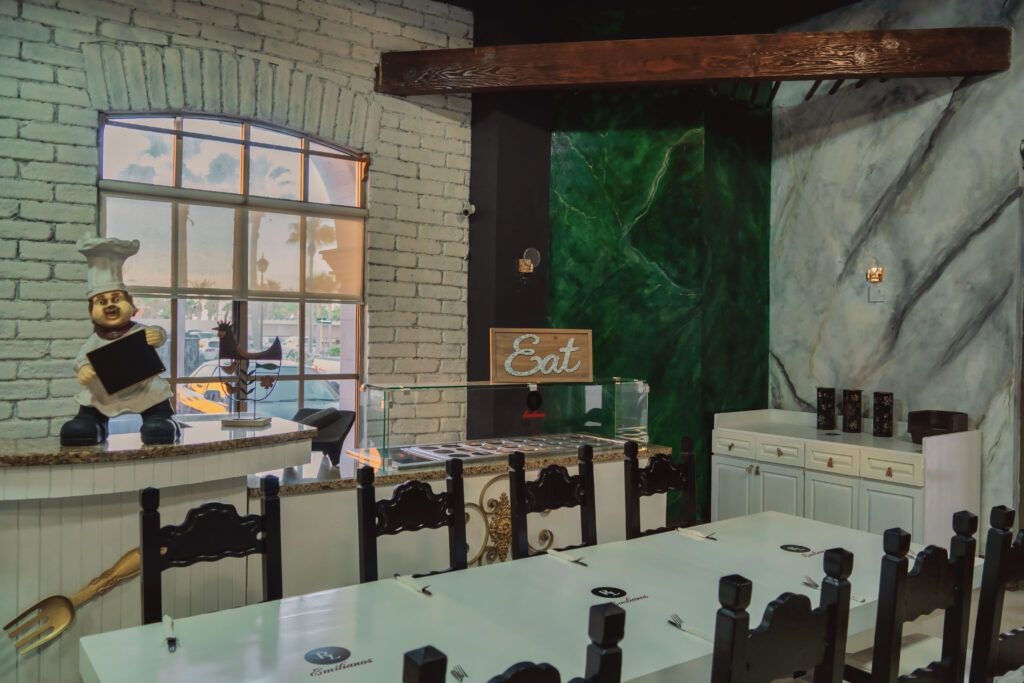 emiliano-s-sport-bar-026