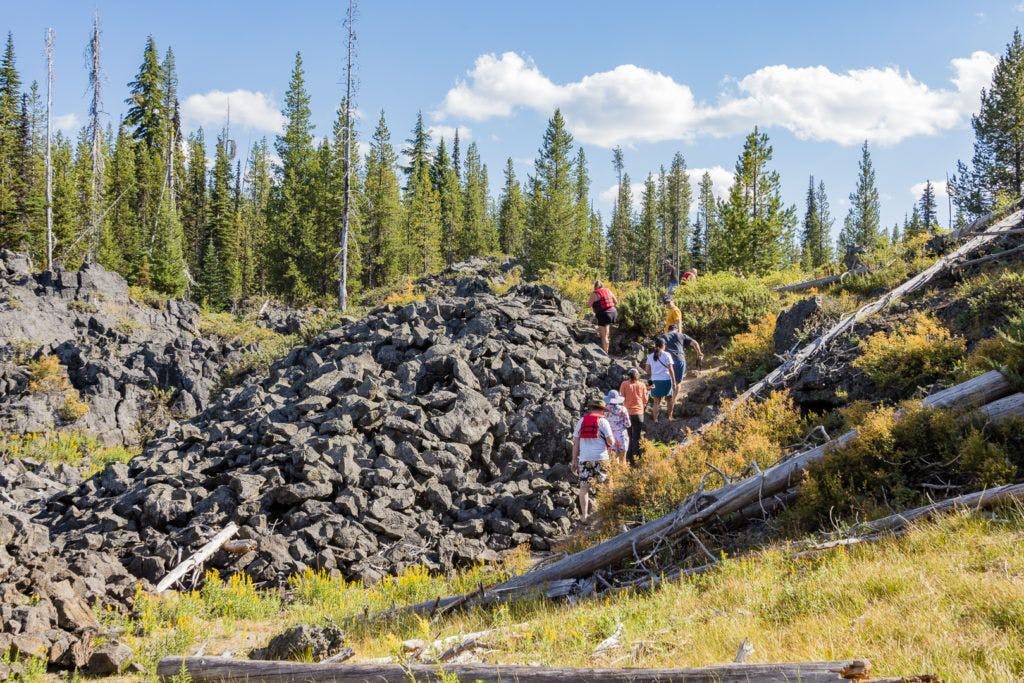 brews-and-views-canoe-tour-cascade-lakes-by-wanderlust-tours-050