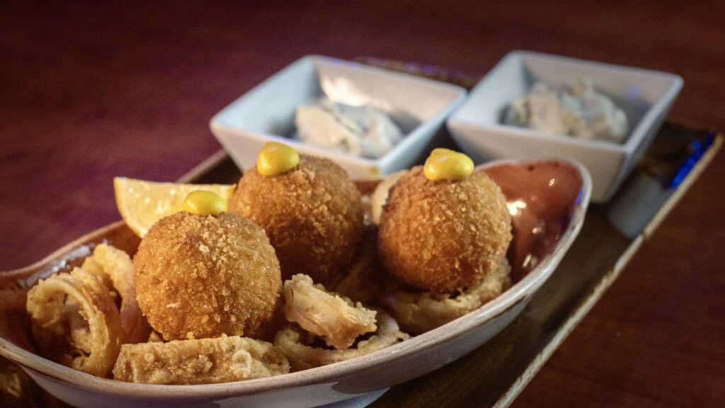 fusion-restaurant-wine-and-piano-bar-003