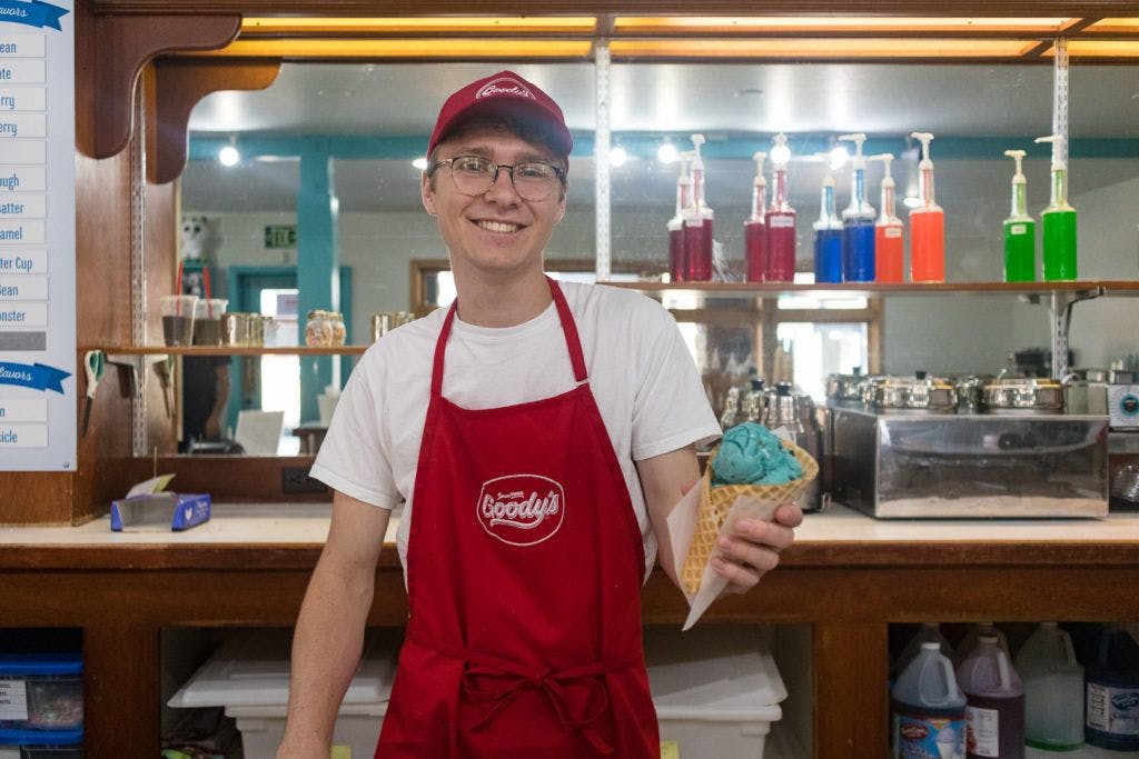 goody-s-chocolate-and-ice-cream-002