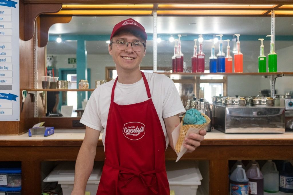 goody-s-chocolate-and-ice-cream-002