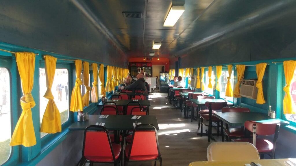 el-nino-y-pupuseria-002