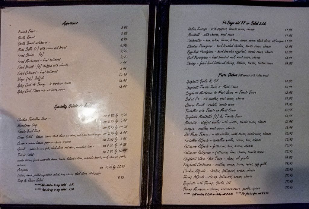 mama-teresa-s-flying-pizza-004