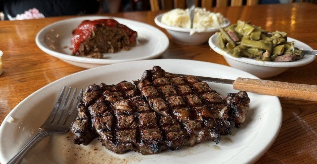 the-old-mill-restaurant-002