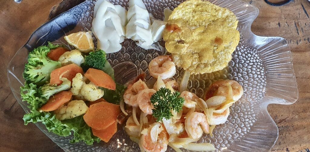 restaurante-nuestro-pueblo-003