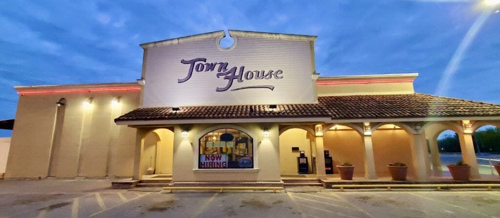 Town House Restaurant