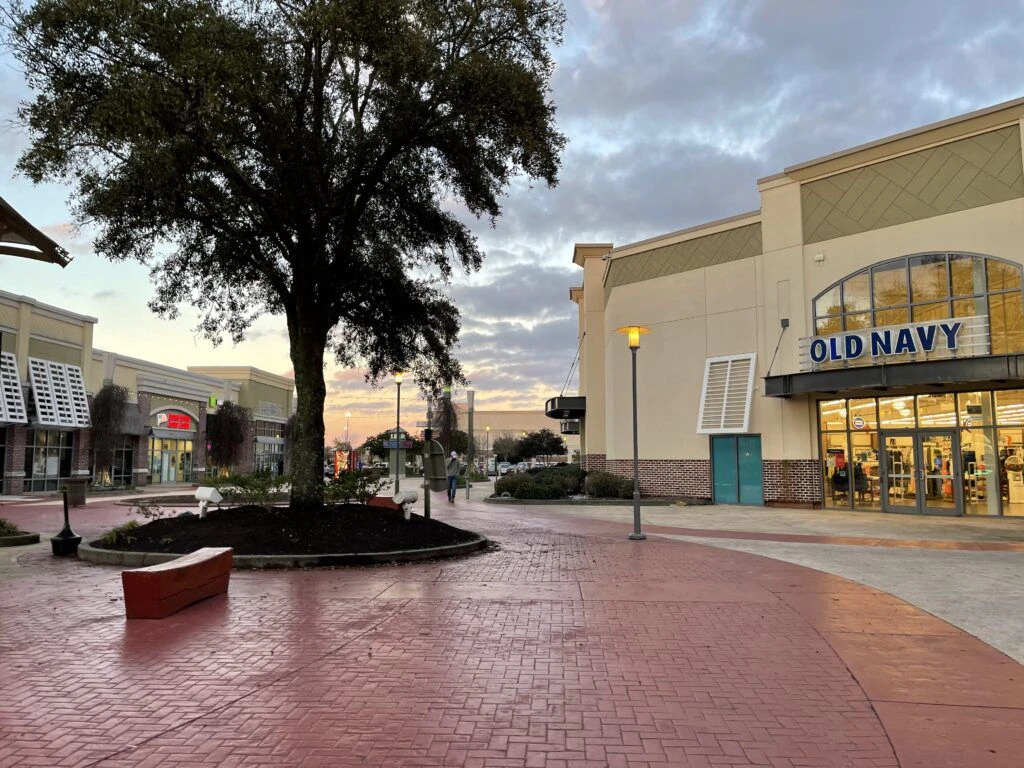 coastal-grand-mall-001