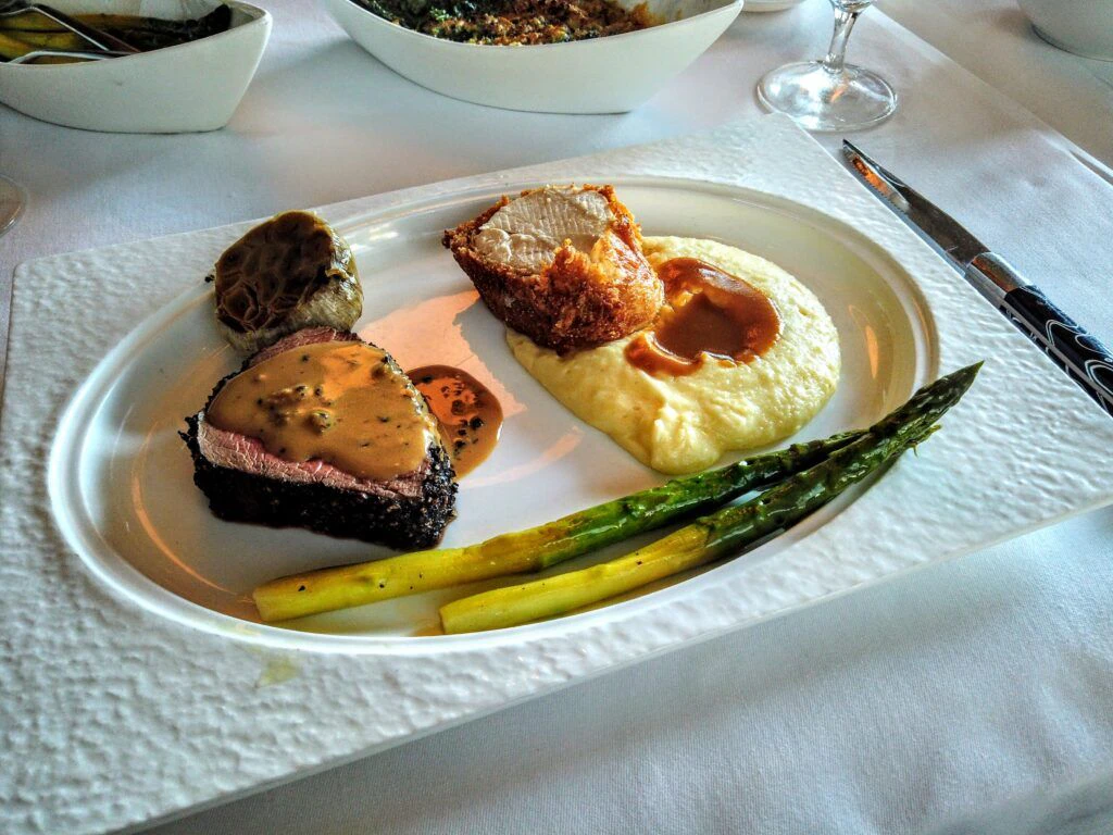 bull-and-bear-steakhouse-at-waldorf-astoria-orlando-002