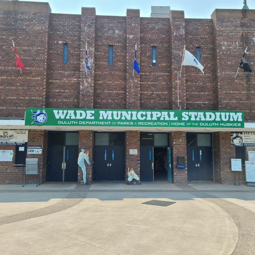 wade-stadium-002