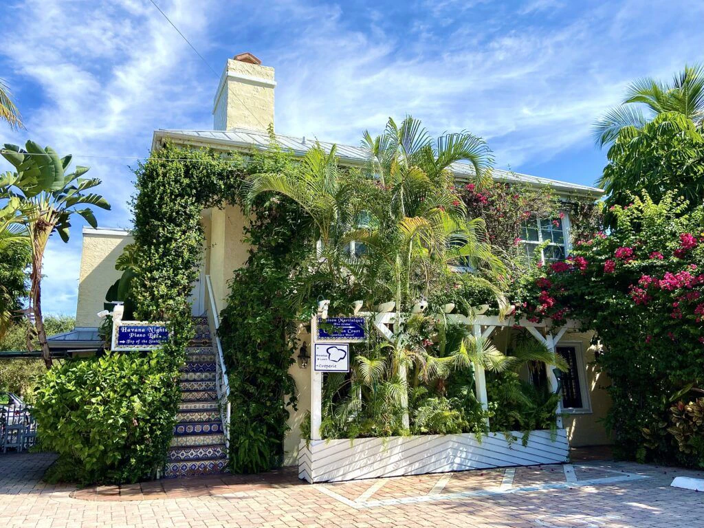 maison-martinique-fine-dining-001