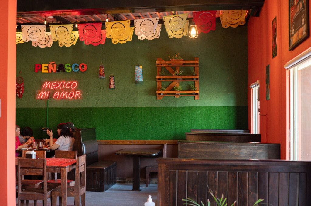 mi-barrio-urban-kitchen-004