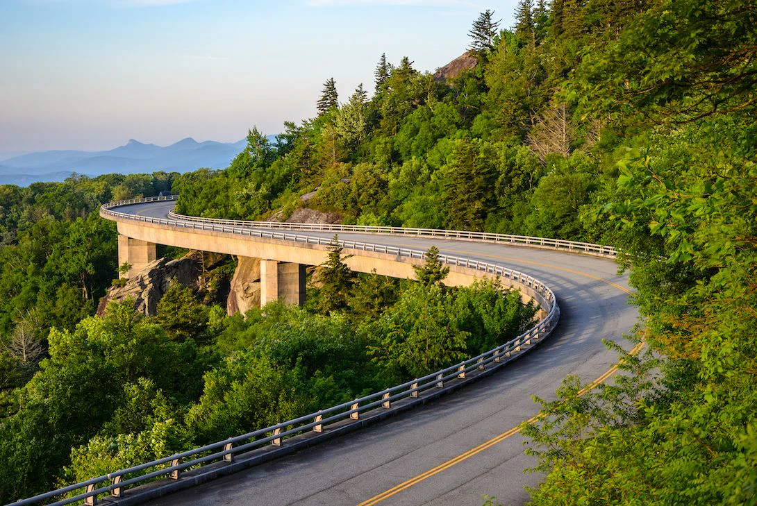 Blue-Ridge-Parkway-hero.jpg