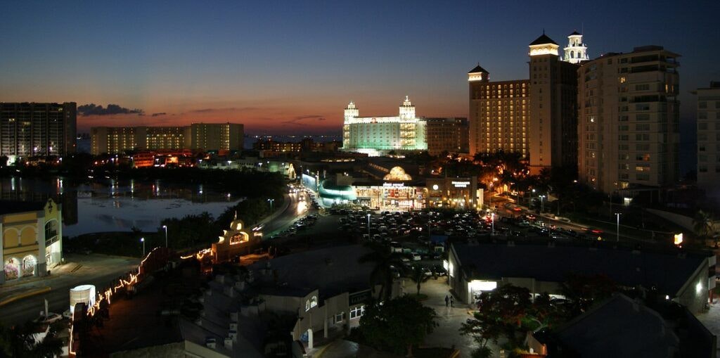 boulevard-kukulcan-004