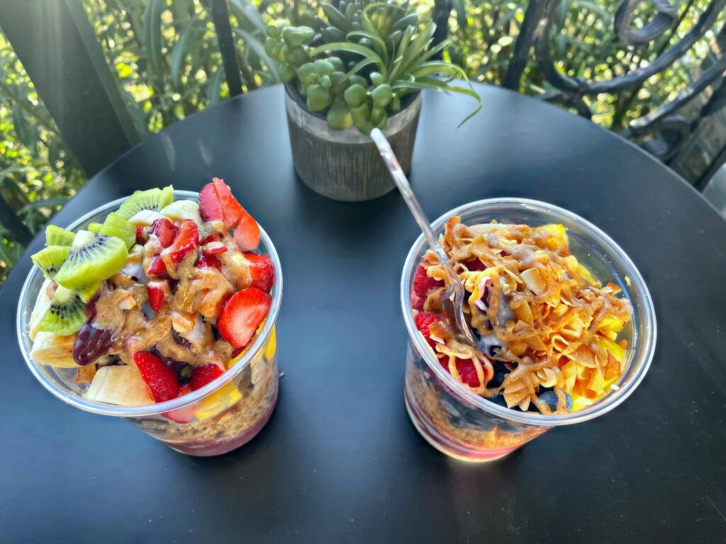 berry-divine-acai-bowls-003