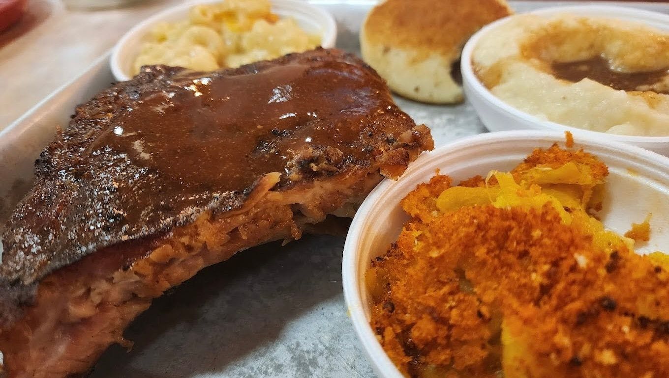 Arnold's Country Kitchen 4.jpeg