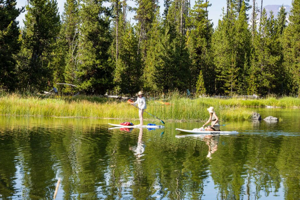 brews-and-views-canoe-tour-cascade-lakes-by-wanderlust-tours-005