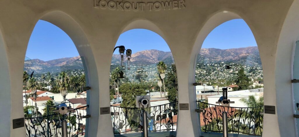 moxi-the-wolf-museum-of-exploration-innovation-004