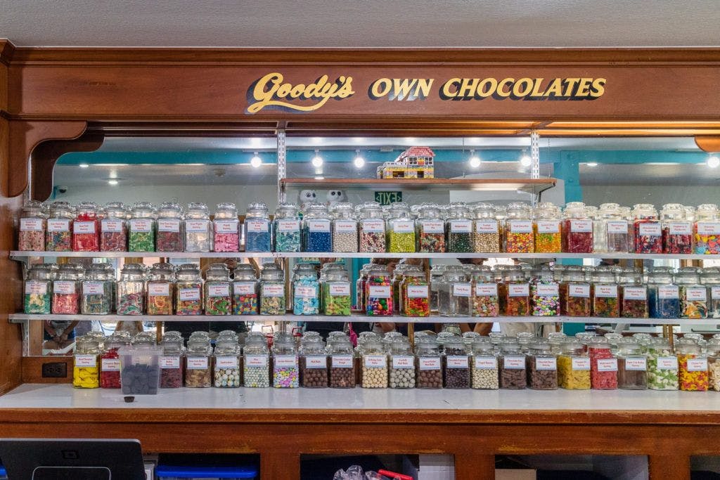 goody-s-chocolate-and-ice-cream-027