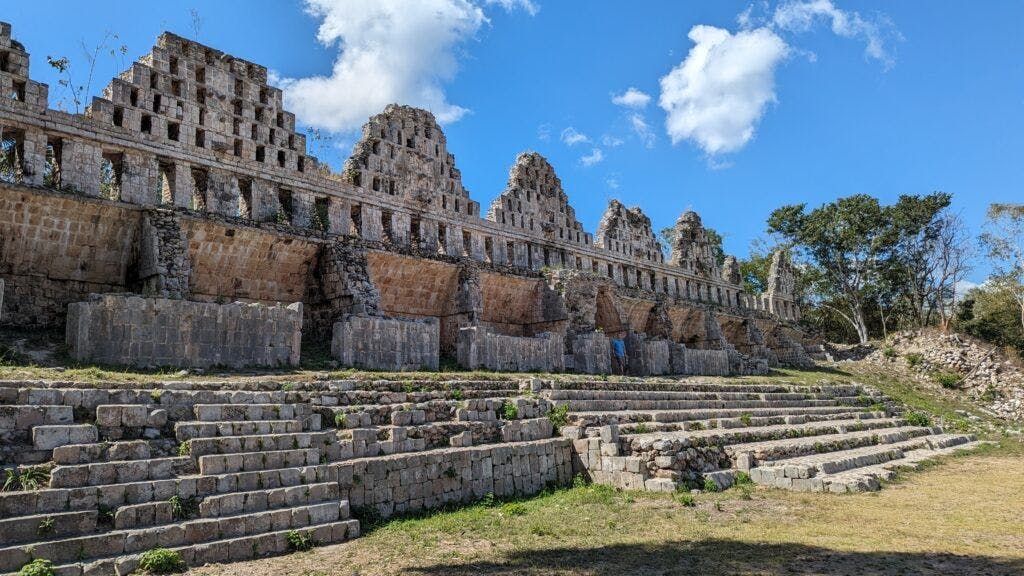 uxmal-archaeological-zone-004