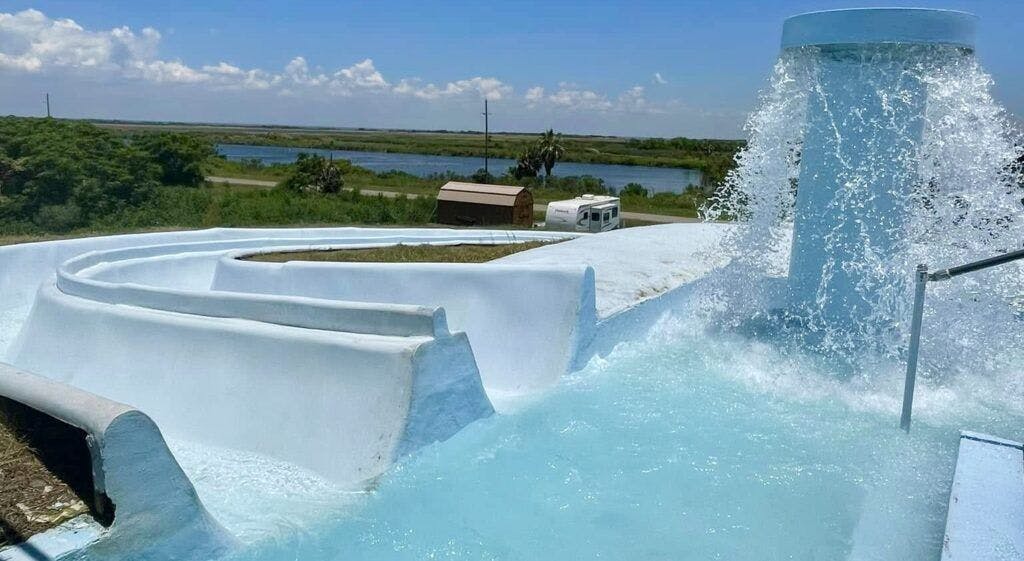 fun-spot-waterslide-003